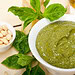 Une recette de sauce pesto maison très facile à faire!