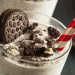 Un délicieux Milkshake rafraîchissant aux biscuits Oréo (super facile)