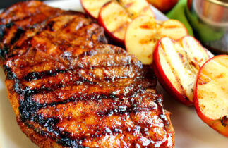 Recette de côtelettes de porc caramélisées au cidre de pommes
