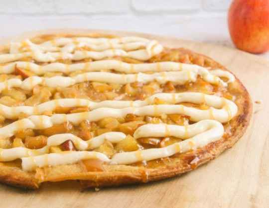 Recette facile de pizza de tarte aux pommes!