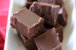 Recette facile de fudge au chocolat végétarien!