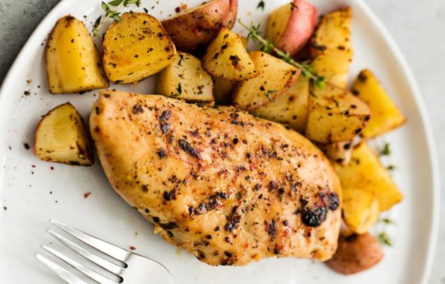 Recette facile de poulet à l'italienne et pommes de terre dans la mijoteuse