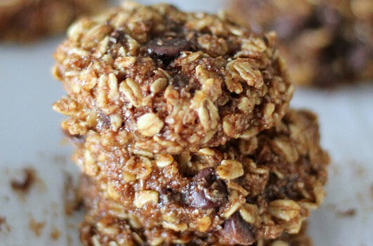 Recette facile de biscuits à l'avoine, bananes et chocolat!