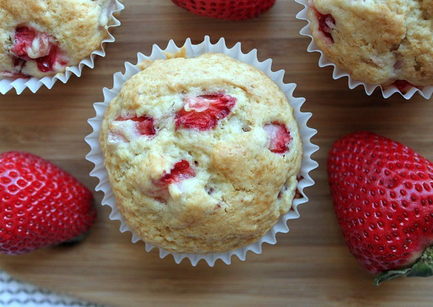 La recette facile de muffins aux fraises!