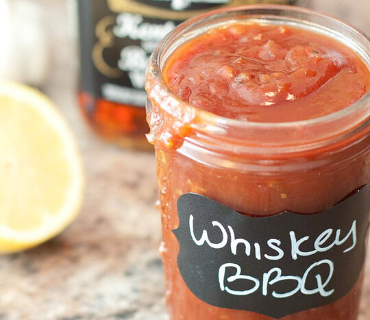 La recette facile de sauce BBQ au Whiskey!