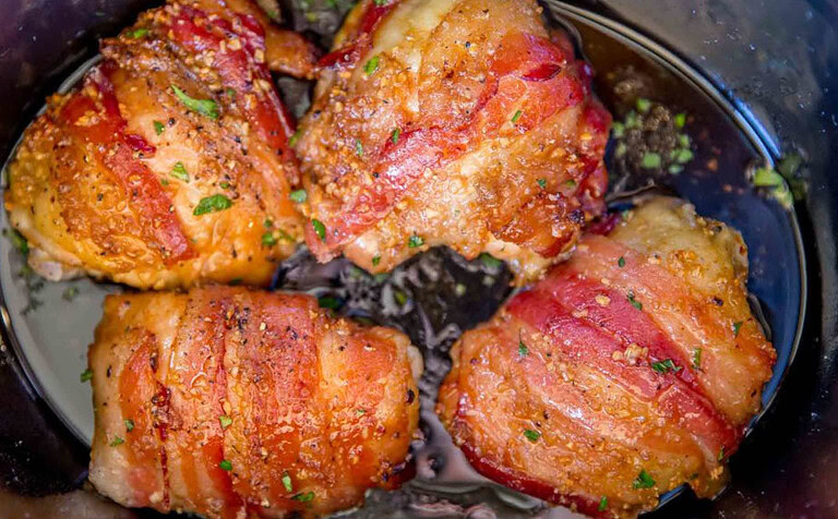 La meilleure recette de poulet au bacon, ail et cassonade dans la ...