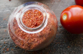La recette facile et super économique de la poudre de tomates maison!