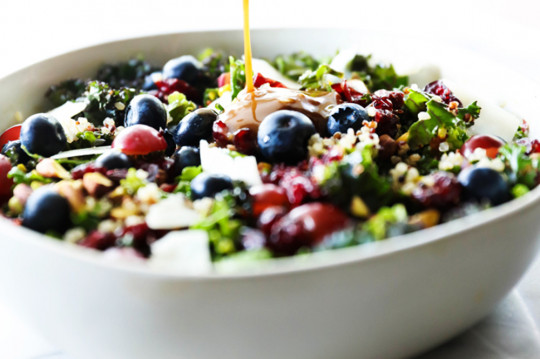La recette super santé de salade de kale et de quinoa!