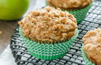 La meilleure recette de muffins à la croustade aux pommes!