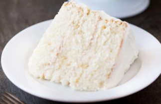 La meilleure recette de gâteau blanc au monde! Et facile à faire...