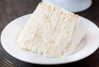 La meilleure recette de gâteau blanc au monde! Et facile à faire...