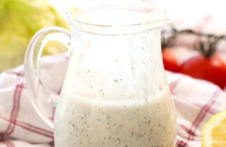 La meilleure recette pour une vinaigrette ranch plus santé (Facile à faire!)