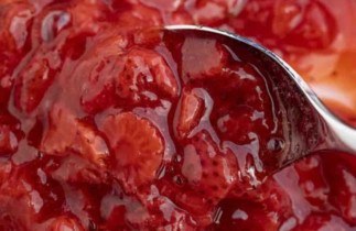 Une fantastique sauce aux fraises à faire avec seulement 3 ingrédients!
