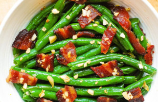 La meilleure recette de casserole de fèves vertes et bacon (Très facile!)