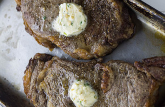 La recette de steak au beurre à l'ail parfait (friteuse à air chaud)!