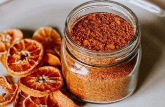 La recette facile pour faire de la poudre d'écorces d'orange maison...