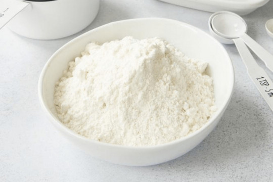 Une recette facile de farine préparée auto-levante (style Brodie XXX)!