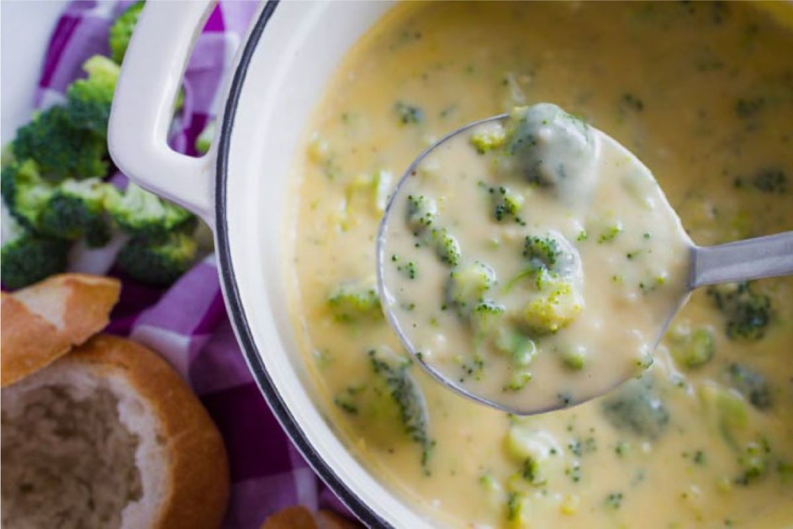 Recette de soupe brocoli cheddar: un plat réconfortant pour tous