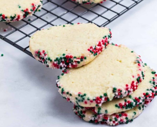 Biscuits de Noël au sucre : Une tradition gourmande à découvrir