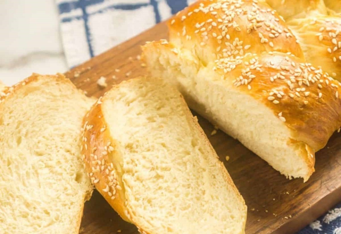 Pain tressé maison : la recette parfaite pour un pain artisanal