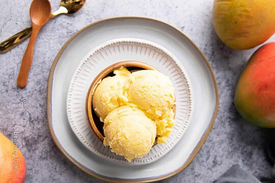 Crème glacée mangue et noix de coco, seulement 3 ingrédients