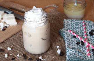 Recette de moka glacé au chocolat blanc à la manière de Starbucks