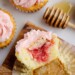 Recette de cupcakes miel et rhubarbe : douceur et acidité