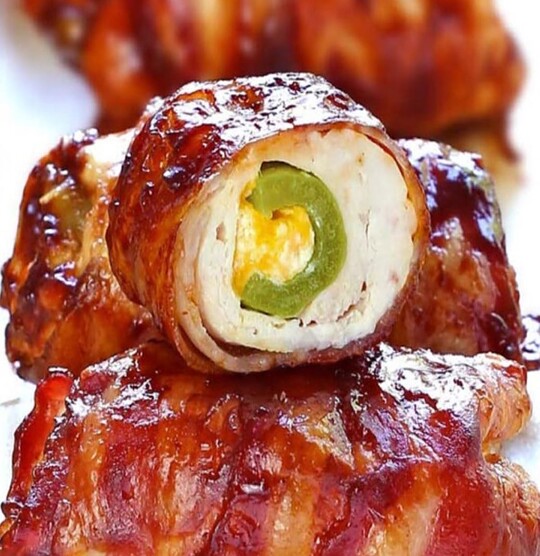 Recette de bombe au poulet et bacon sur le BBQ!