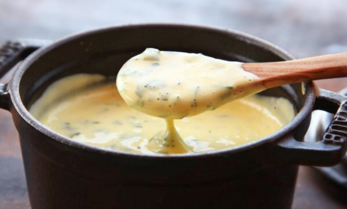 La recette facile de sauce béarnaise (pour les steaks)!