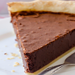 Recette délicieuse de tarte au fudge au chocolat!
